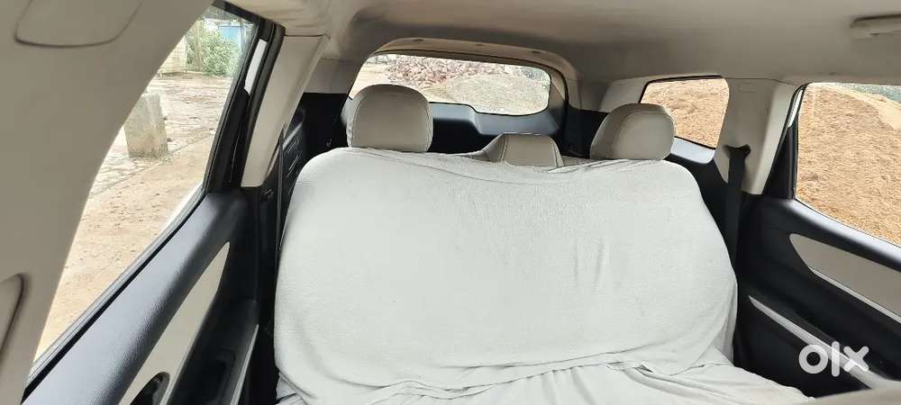 Mahindra Xuv700 Petrol 2024
