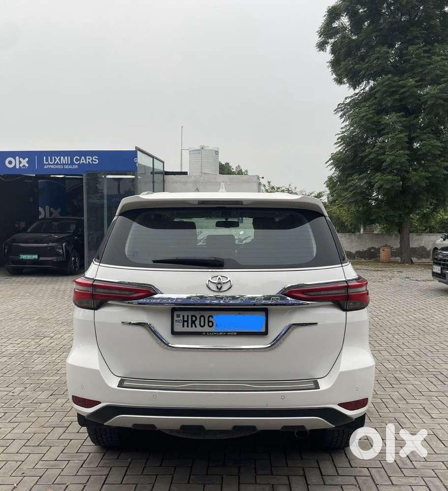 Toyota Fortuner 4x2 At 2.8 Diesel, 2022, Diesel