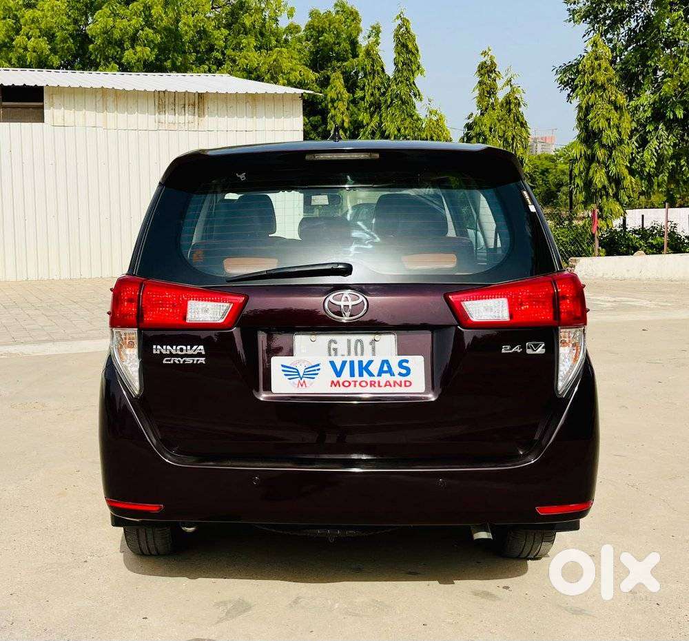 Toyota Innova Crysta 2.4 Vx Mt 8s, 2016, Diesel