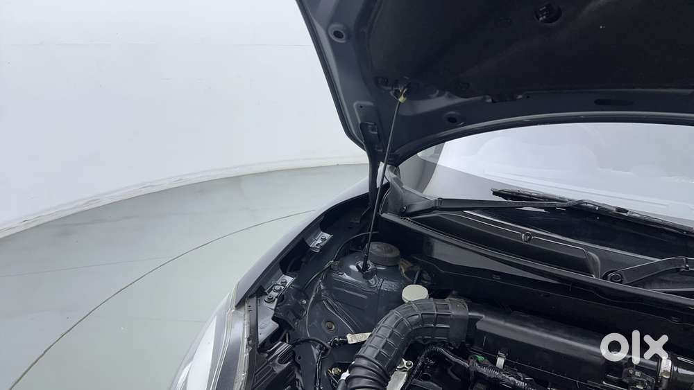 Maruti Suzuki Swift 2018 Zxi Plus, 2022, Petrol