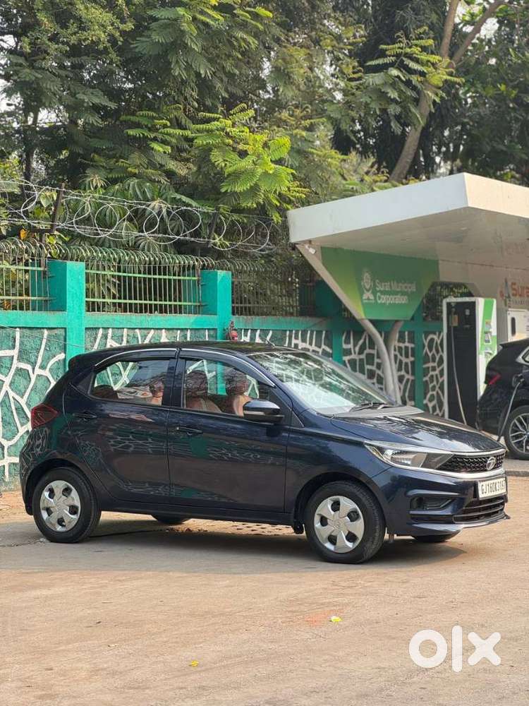 Tata Tiago 1.05 Revotorq Xt Option, 2023, Cng & Hybrids