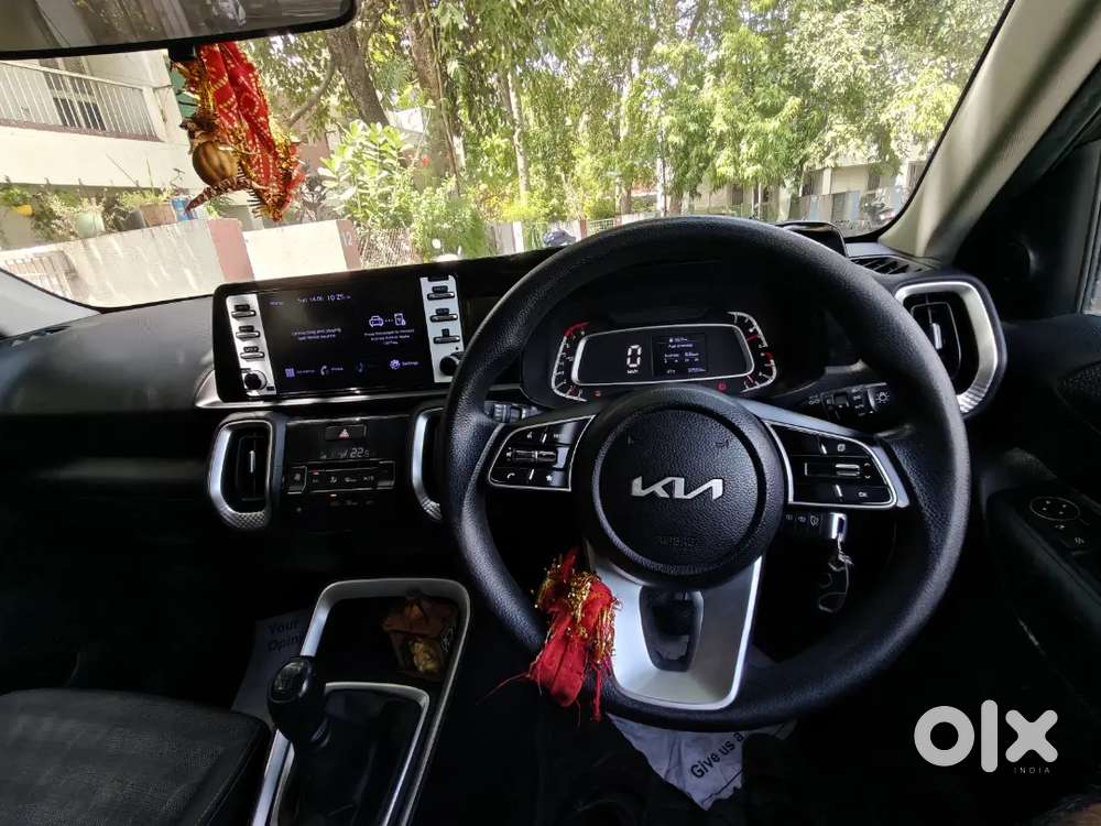 Kia Sonnet 2022 Cng+petrol , Excellent Condition, Only 37500 Km Dirven