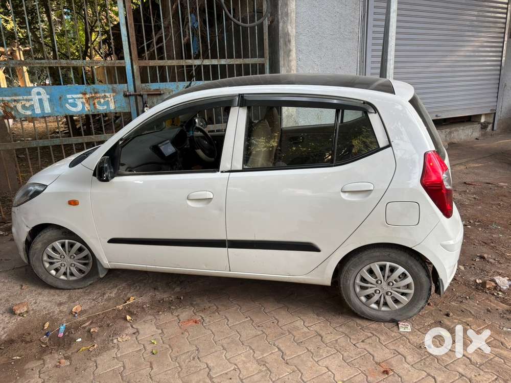Hyundai I10 Sportz 2013