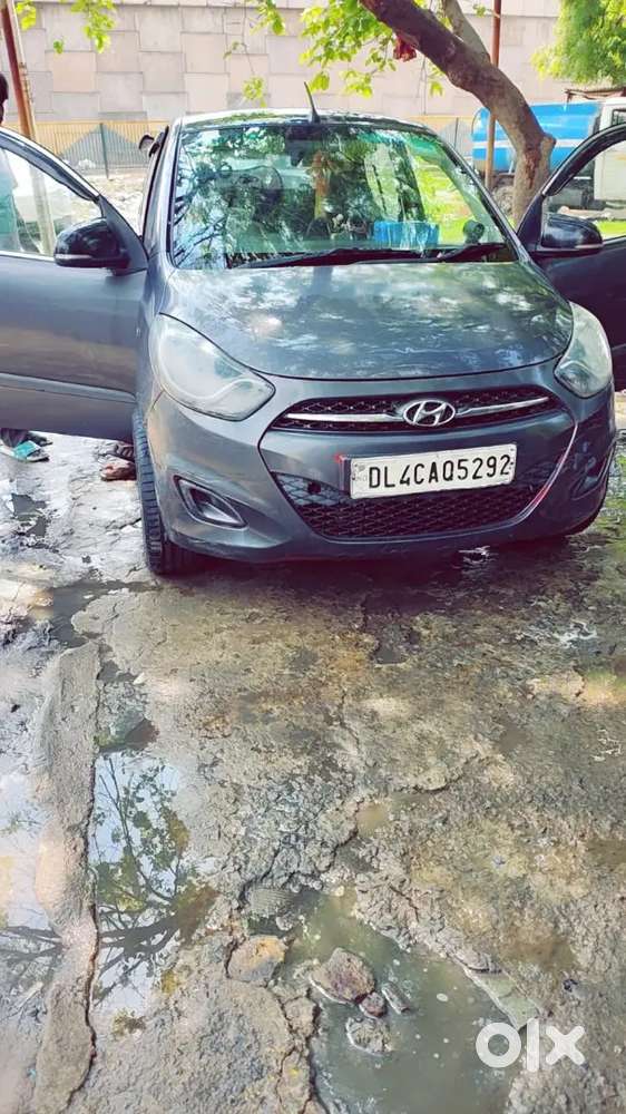 Hyundai I10 Model 13.09.2012 Last Year Full Load The Car Alloy Wheel