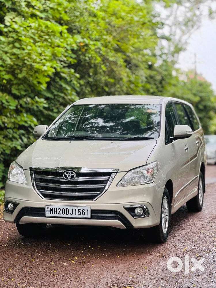 Toyota Innova 2.5 Zx 7 Str Bs-iv, 2014, Diesel