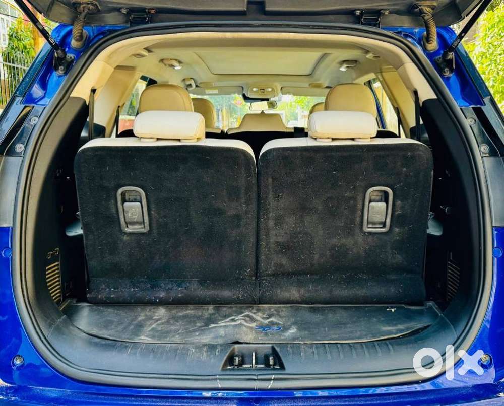 Mahindra Xuv700 2.2 Ax 7 Diesel Mt Luxury Pack Str, 2021, Diesel