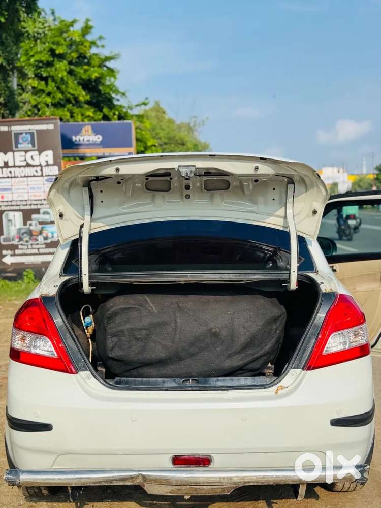 Maruti Suzuki Swift Dzire 1.3 Zxi, 2013, Petrol