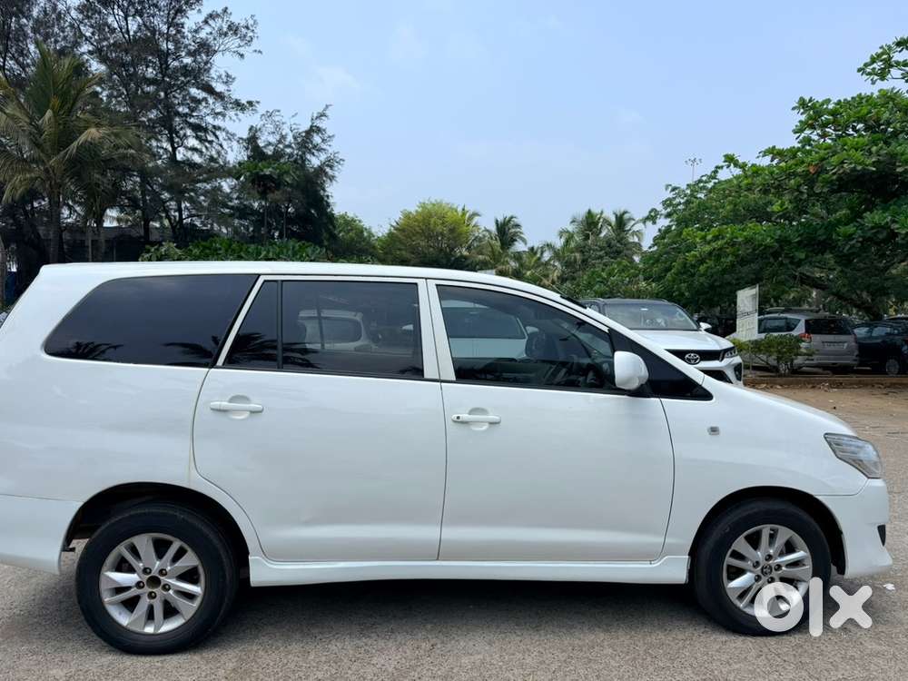 Toyota Innova 2013 Diesel Well Maintained