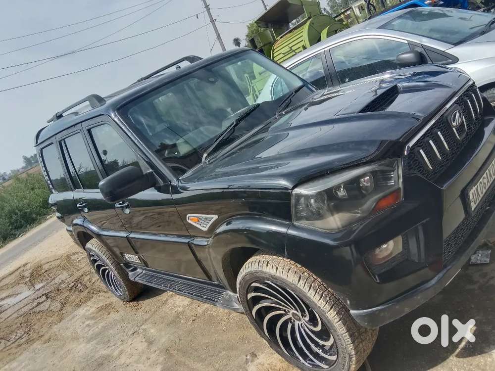Mahindra Scorpio Diesel 2016