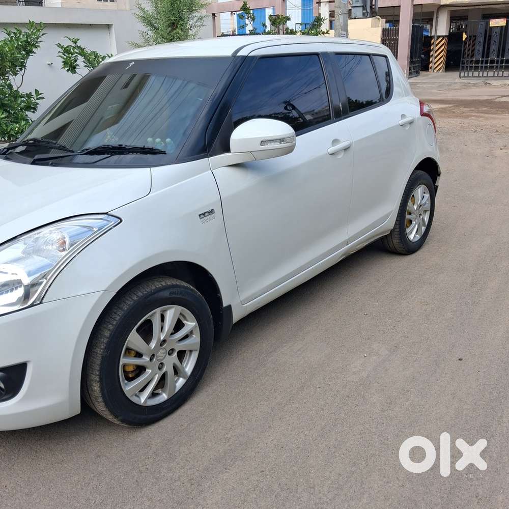 Maruti Suzuki Swift 2013 Diesel Manual Zdi