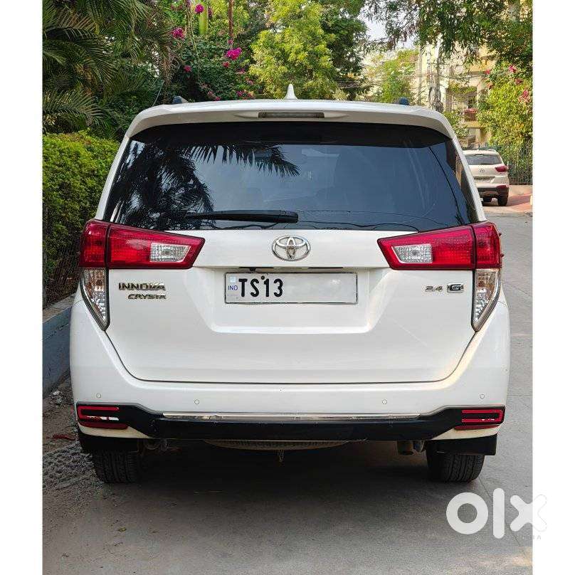 Toyota Innova Crysta 2.4 Gx Limited Edition At 7 Str, 2022, Diesel