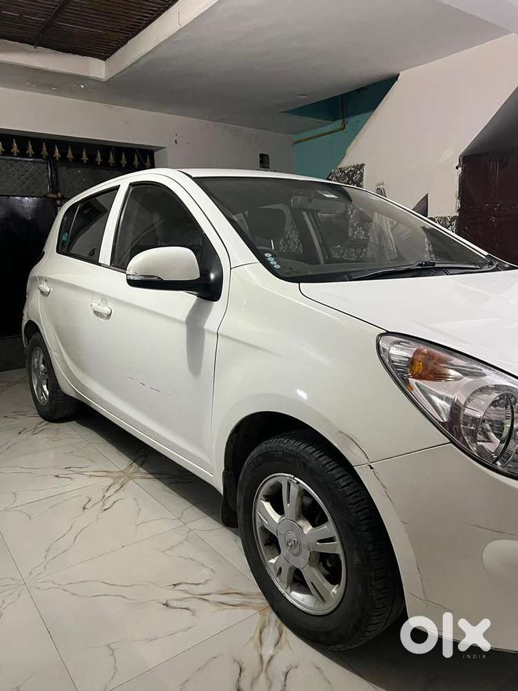Hyundai I20 2011 Petrol Well Maintained