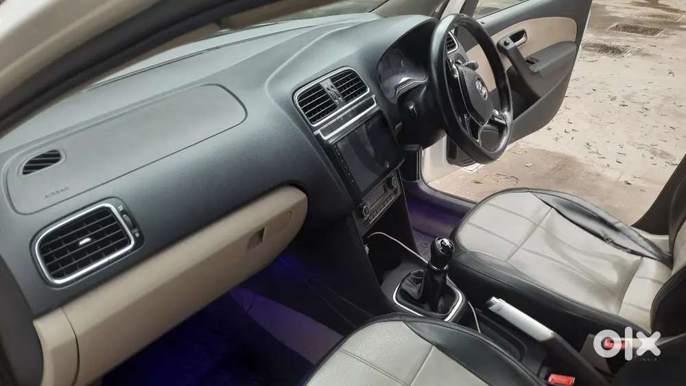 Polo  Full Option Middle   2 Key  New Insurance