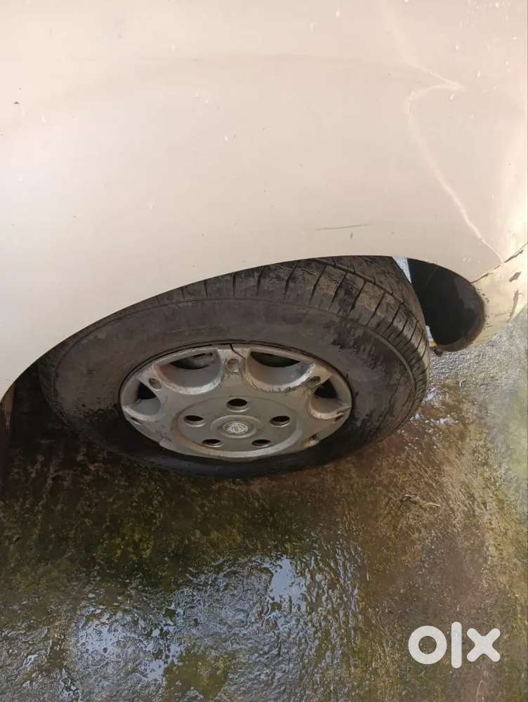 Mahindra Quanto 1.5 C6 2013