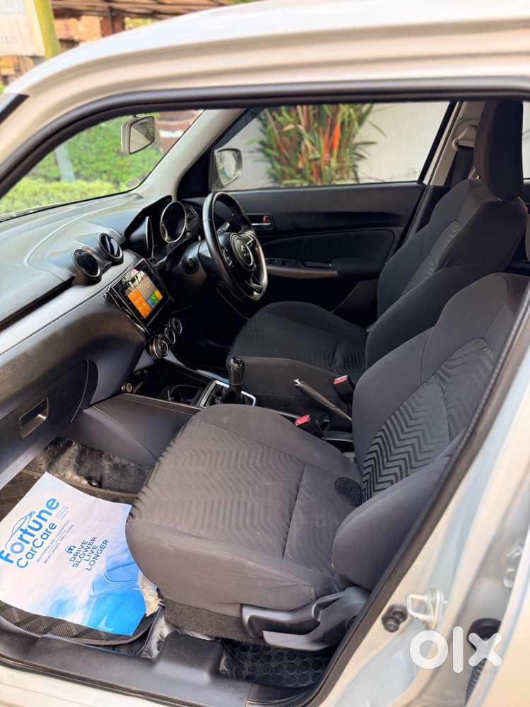 Maruti Suzuki Swift 2023-24 Reg