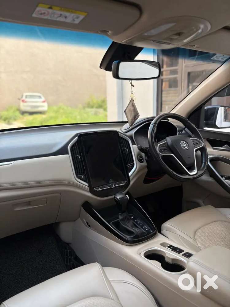 Mg Hector Sharp Top Model 2021 Petrol 1.5 Cvt  New Like Condition