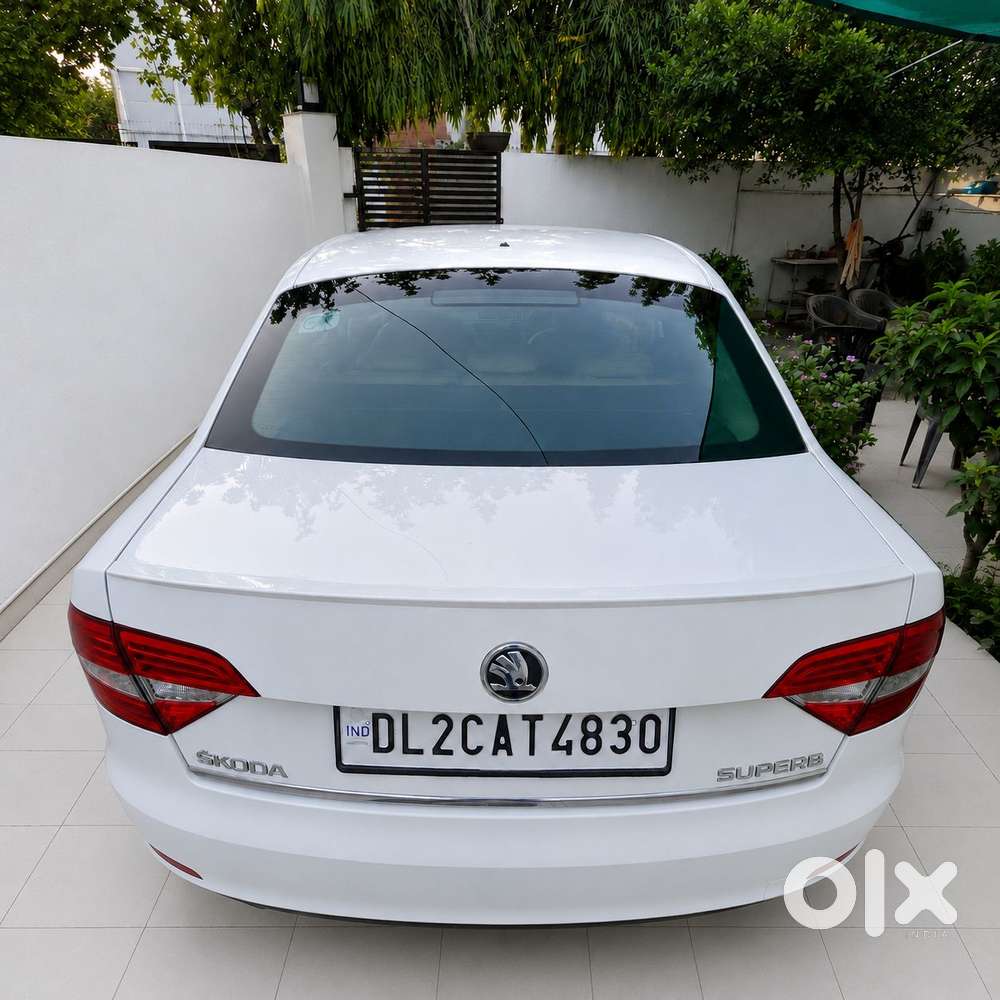 Skoda Superb 2013-2015 Elegance 1.8 Tsi Mt, 2015, Petrol