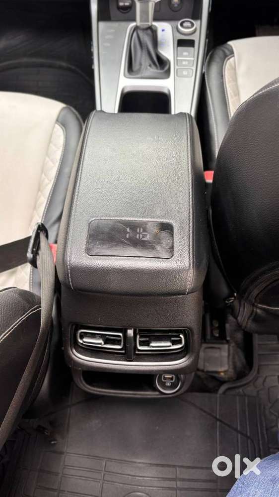 Hyundai Creta, 2023, Petrol