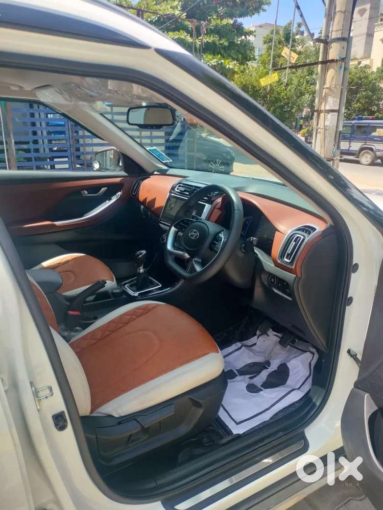 Hyundai Alcazar, 2023, Petrol
