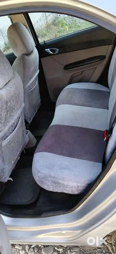 Tata Tiago Revotron 2018