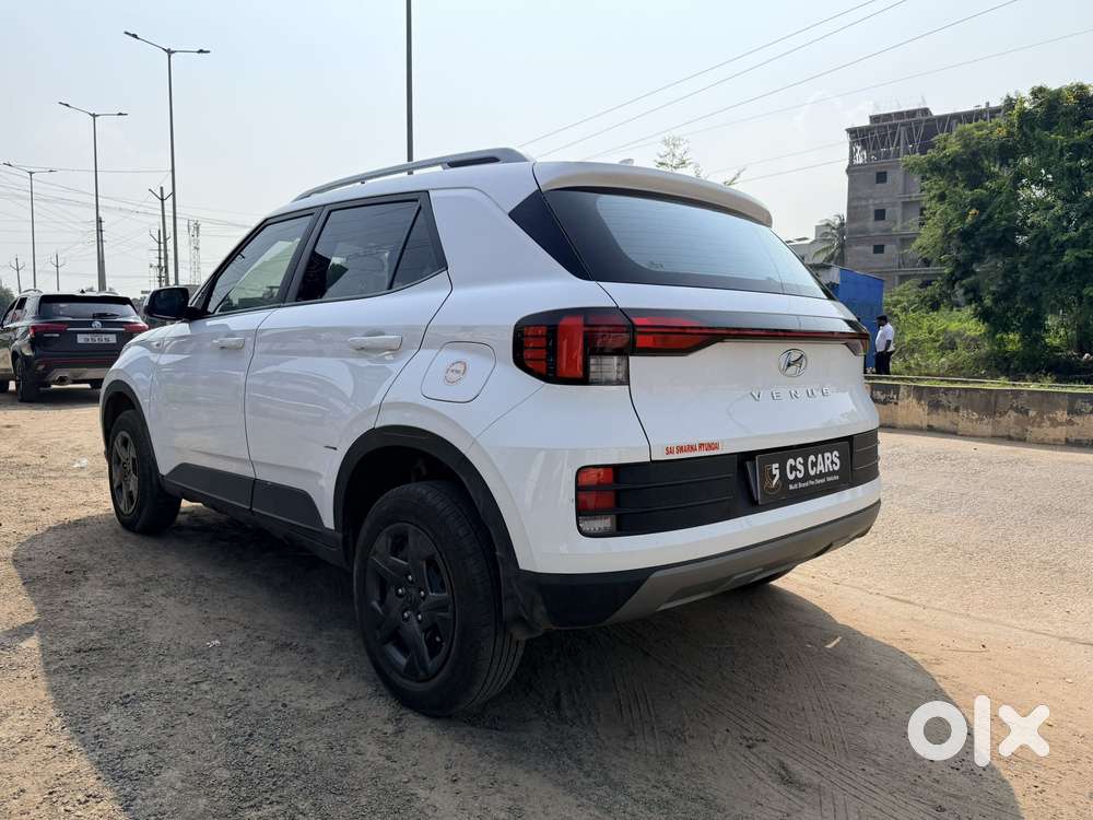 Hyundai Venue 1.2 S (o), 2025, Petrol