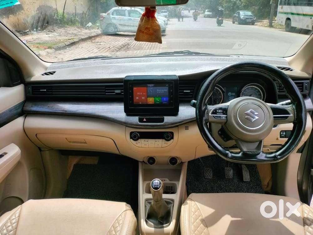 Maruti Suzuki Ertiga Zxi (o) Cng [2022-2023], 2023, Cng & Hybrids