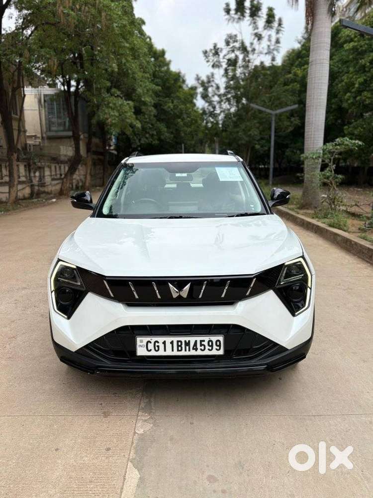 Mahindra Xuv 3xo Ax5 Ds Mt, 2024, Diesel