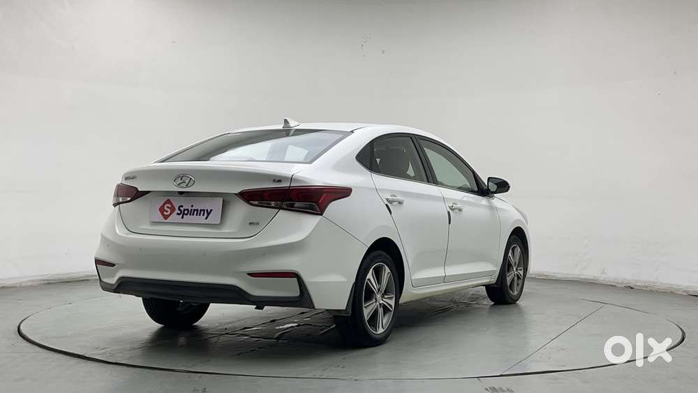 Hyundai Verna [ ] Fluidic 4s 1.6 Crdi Sx (o) At, 2017, Petrol