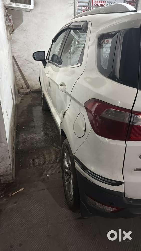 Ford Ecosport 2015 Diesel 84000 Km Driven
