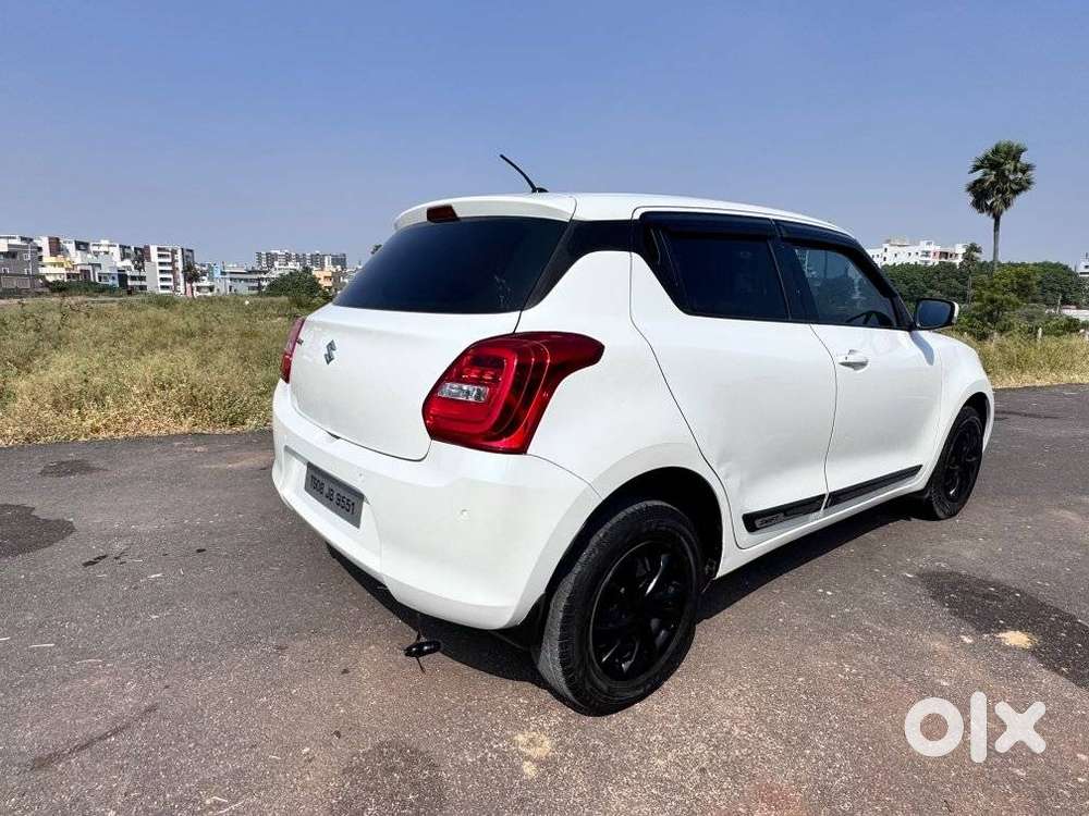 Maruti Suzuki Swift Vxi, 2022, Petrol