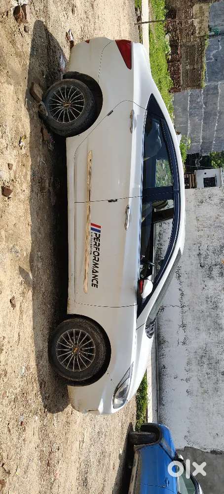 Hyundai Verna Crdi 2014 2nd Owner New Condition Urgent Sell