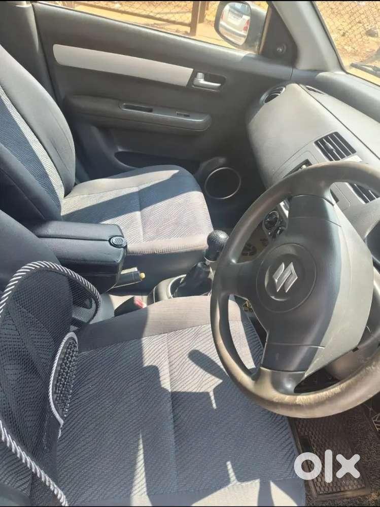 Maruti Suzuki New-gen Swift 2011 With Valid Paper Till 2031