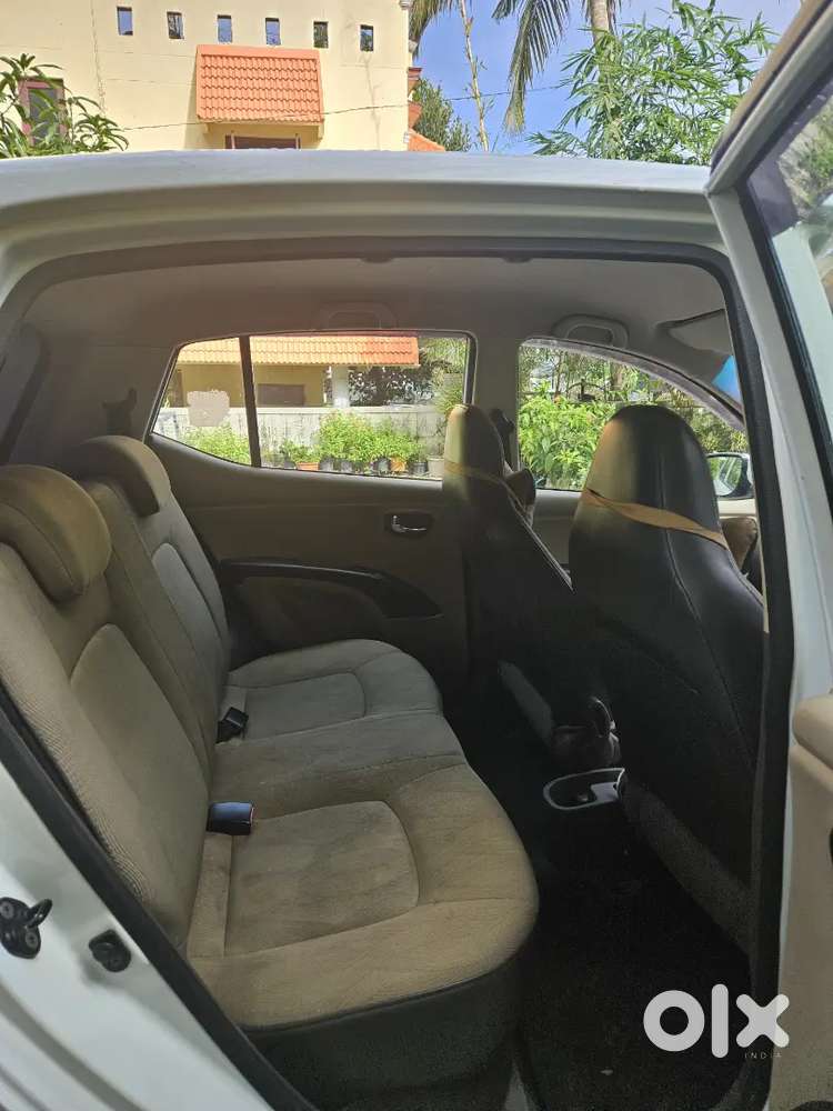 Hyundai I10 2011 Petrol Well Maintained
