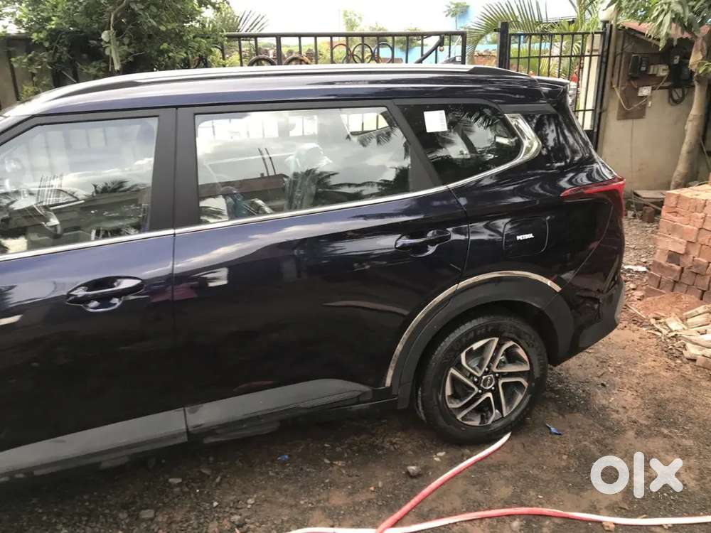 Kia Carens 2022 Petrol Manual