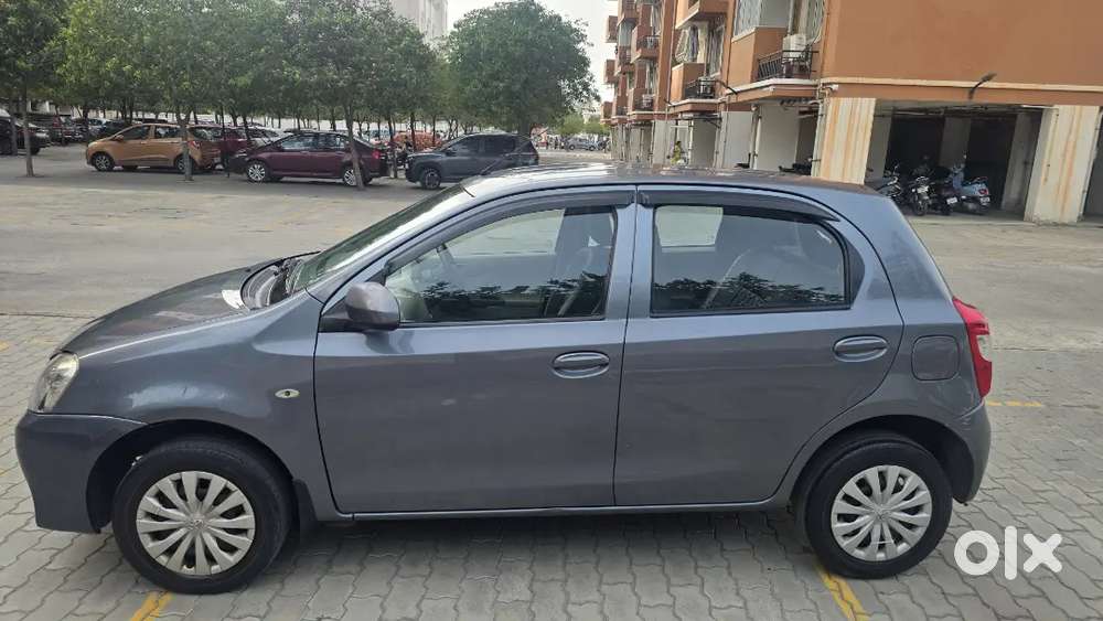 Toyota Etios Liva 2015 Petrol 81000 Km Driven