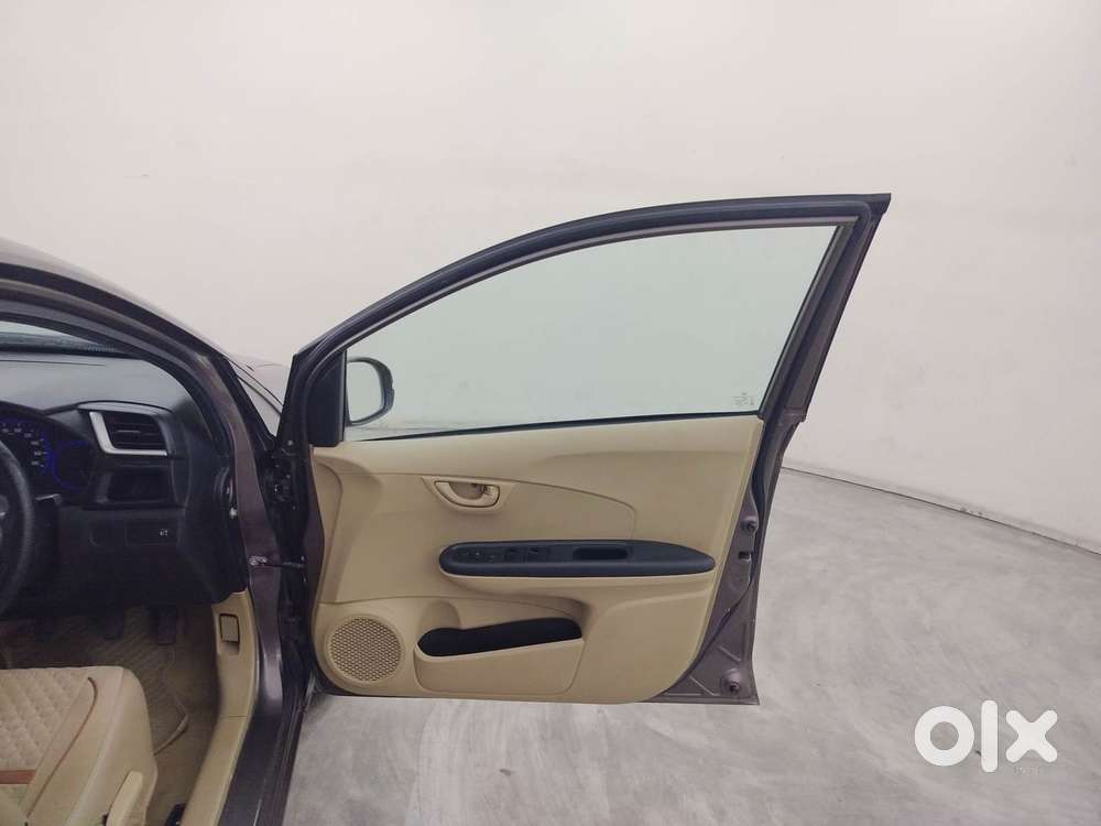 Honda Brio S Mt, 2017, Petrol