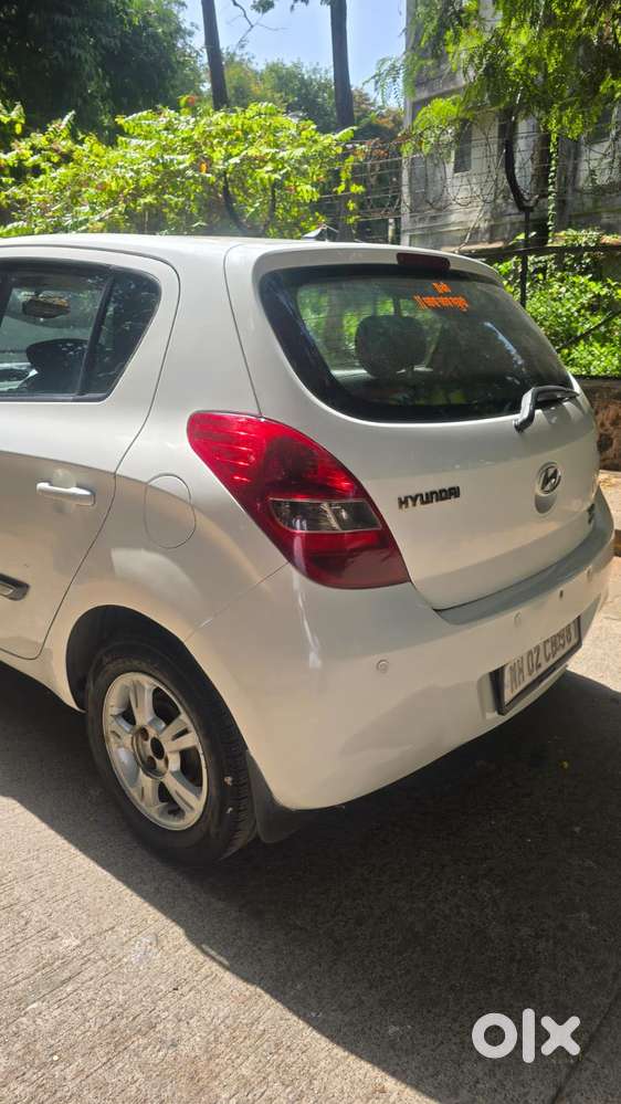 Hyundai I20 1.4 Asta Option, 2011, Cng & Hybrids