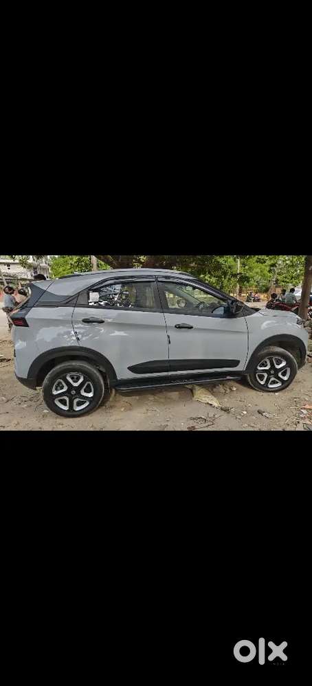 Tata Nexon 2025 Petrol/ Icng