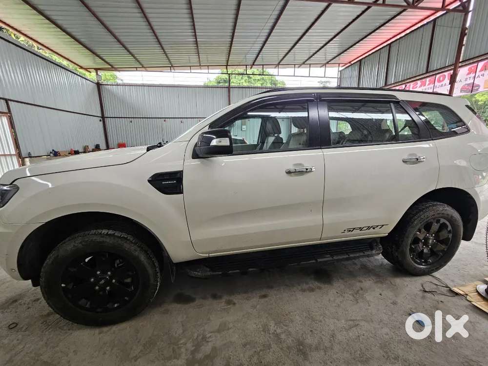 Ford Endeavour Sport 2021