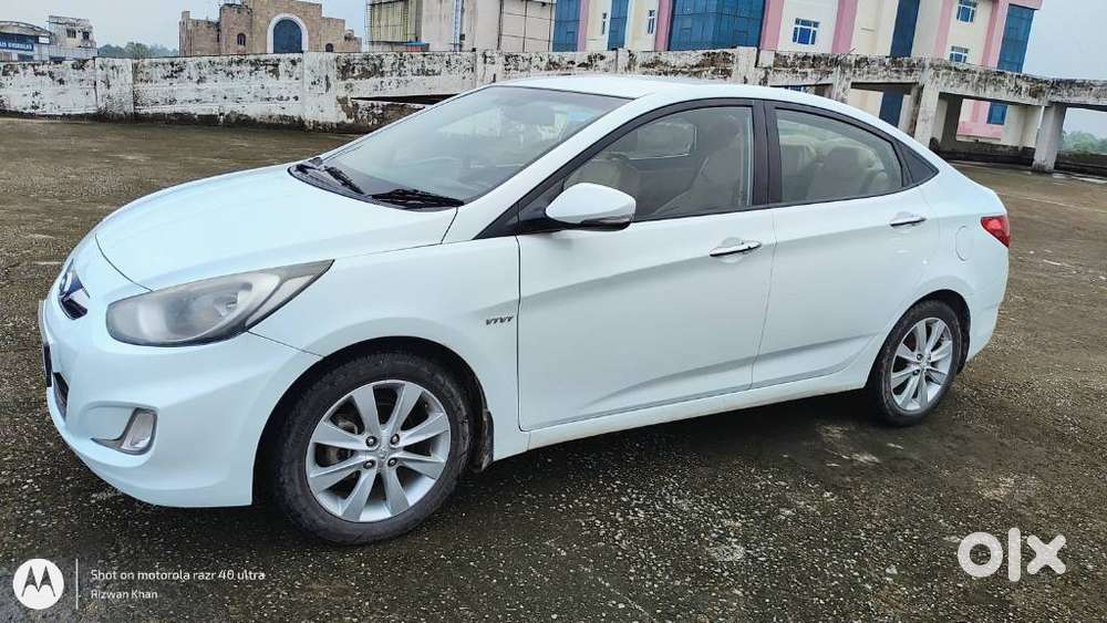 Hyundai Verna Fluidic 1.6 Vtvt Sx Opt, 2012, Petrol