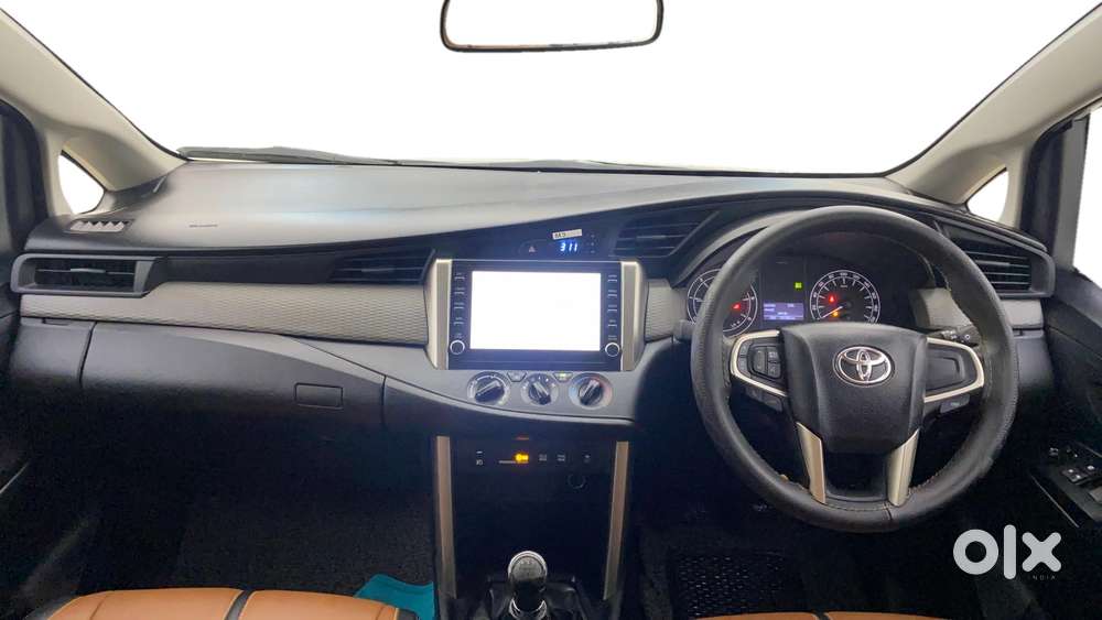 Toyota Innova Crysta [2020-ongoing] 2.4 Gx 7 Str, 2023, Diesel