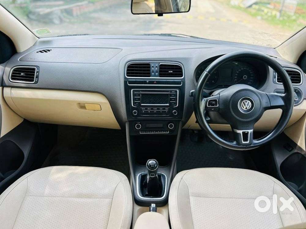 Volkswagen Vento 2010-2013 Petrol Highline, 2013, Petrol