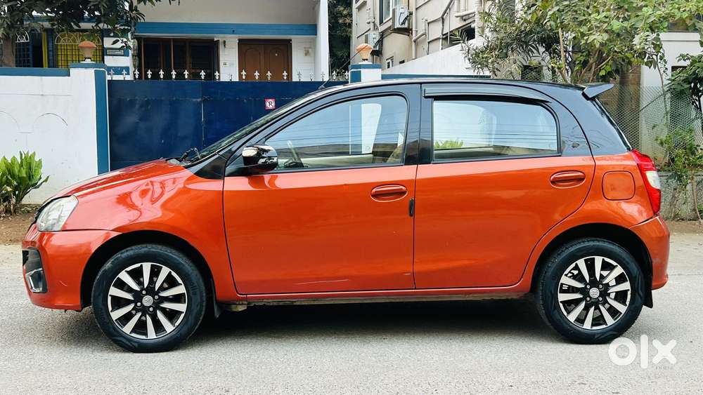 Toyota Etios Liva Vd Dual Tone, 2018, Diesel