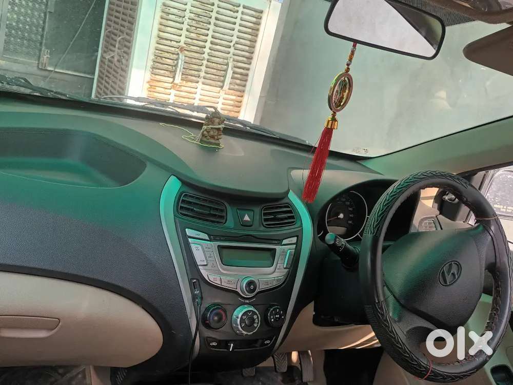 Eon Magna Plus Rj 13 Car Emergency Selling Clean Car