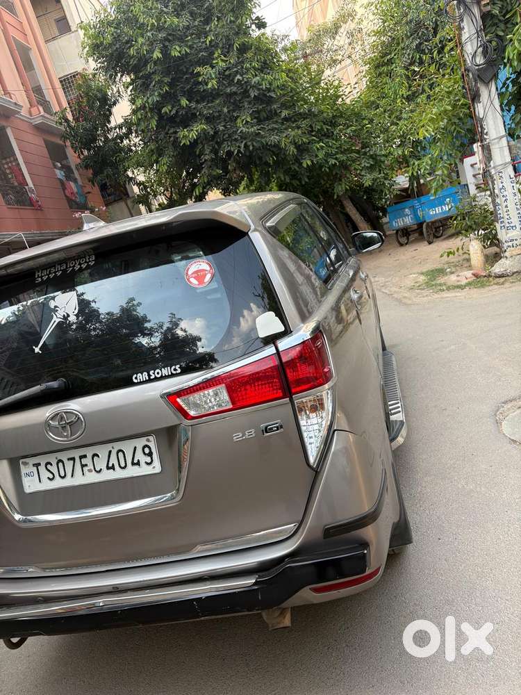 Toyota Innova Crysta 2.8 Gx At, 2016, Diesel