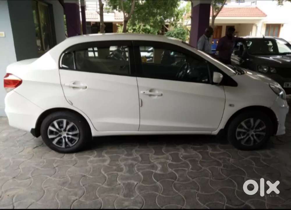 Honda Amaze 1.5 E 2014 Good Condition And Mileage