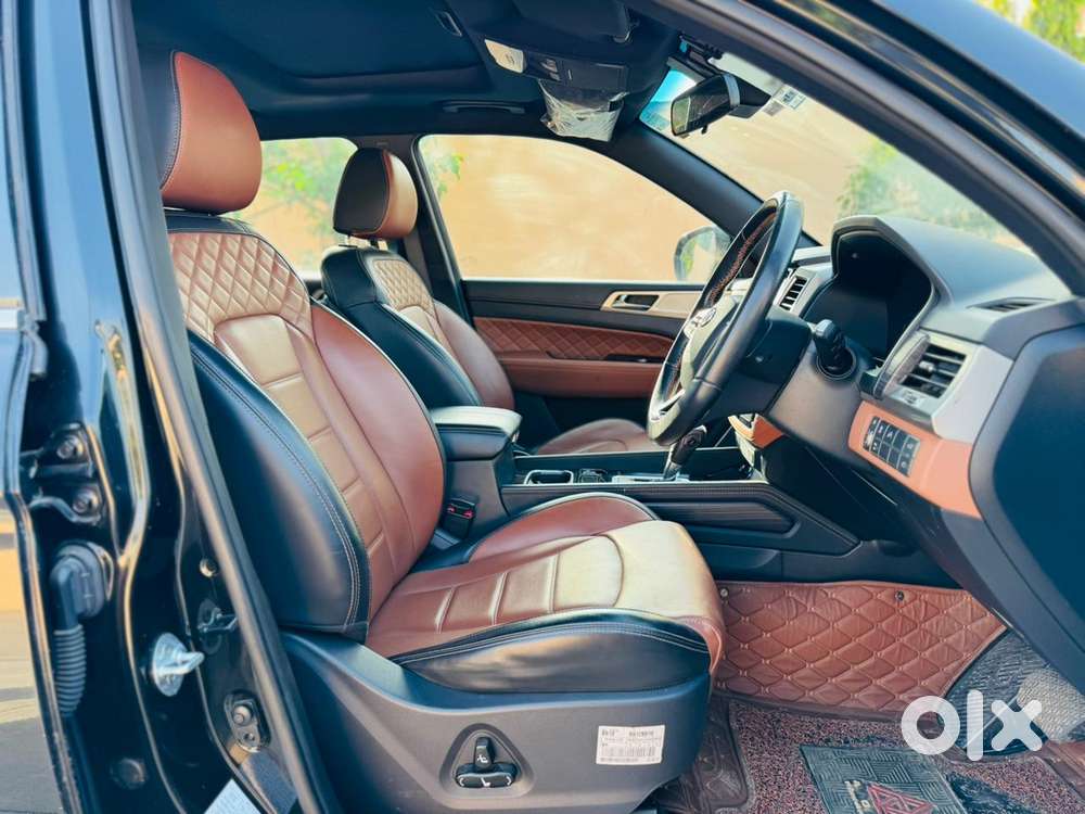 Mahindra Alturas G4 4x2 At, 2022, Diesel