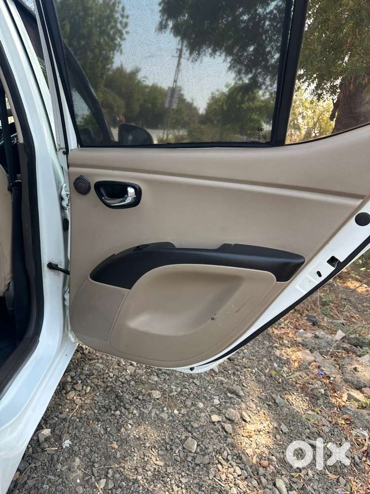 Hyundai I10 2012 Cng & Hybrids Well Maintained