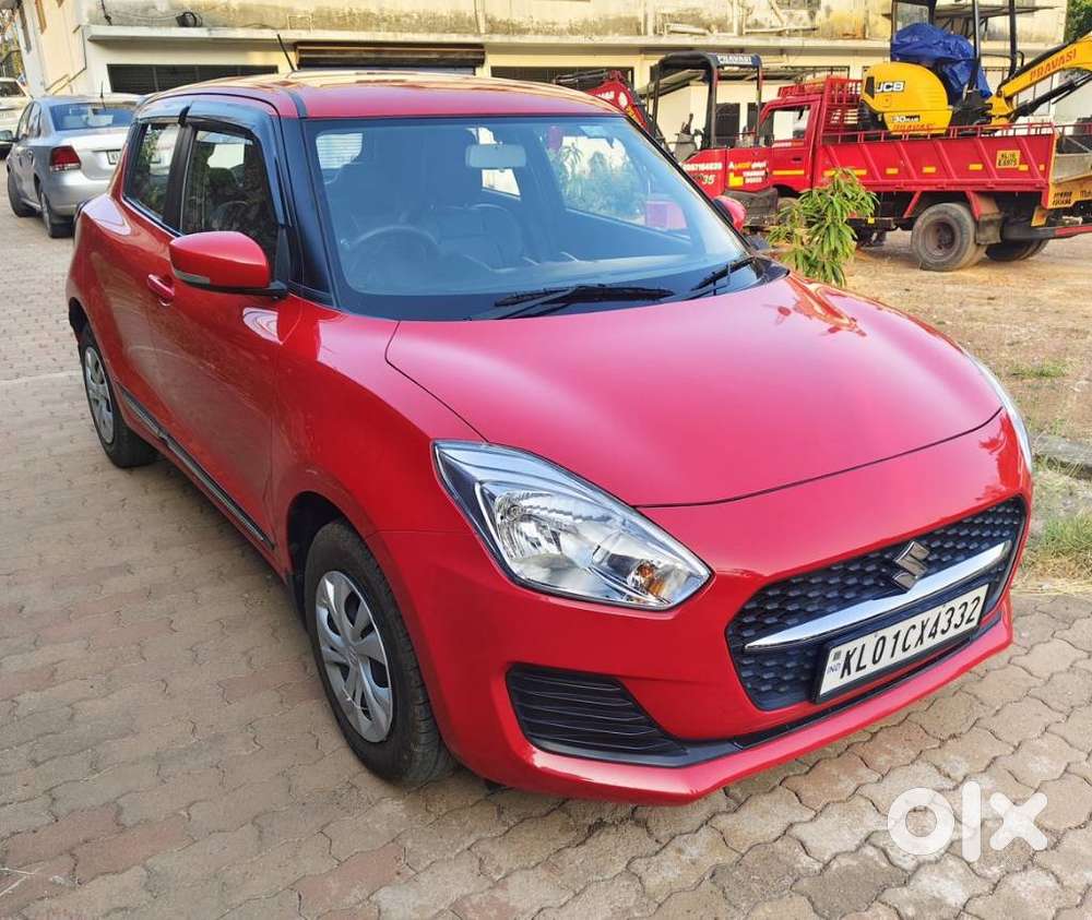 Maruti Suzuki Swift Vxi Optional, 2023, Petrol