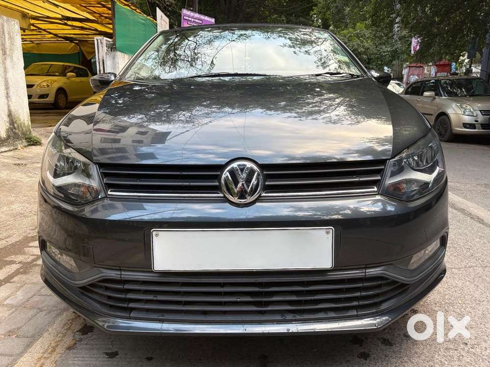 Volkswagen Polo 2016 Petrol 42000 Km Driven
